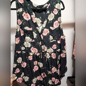 Torrid Sleeveless Floral Top